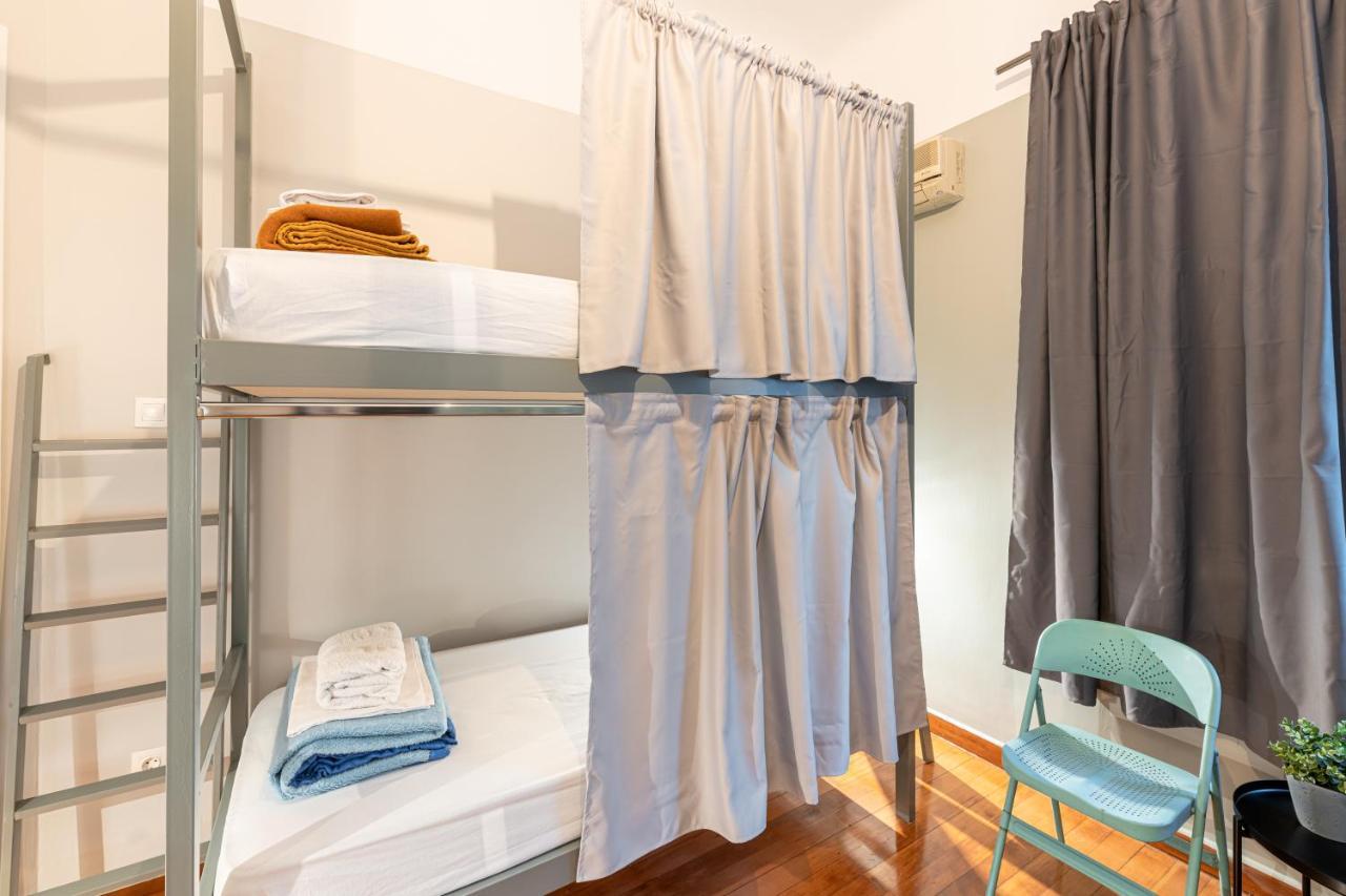 Hostelista Athens Exterior photo
